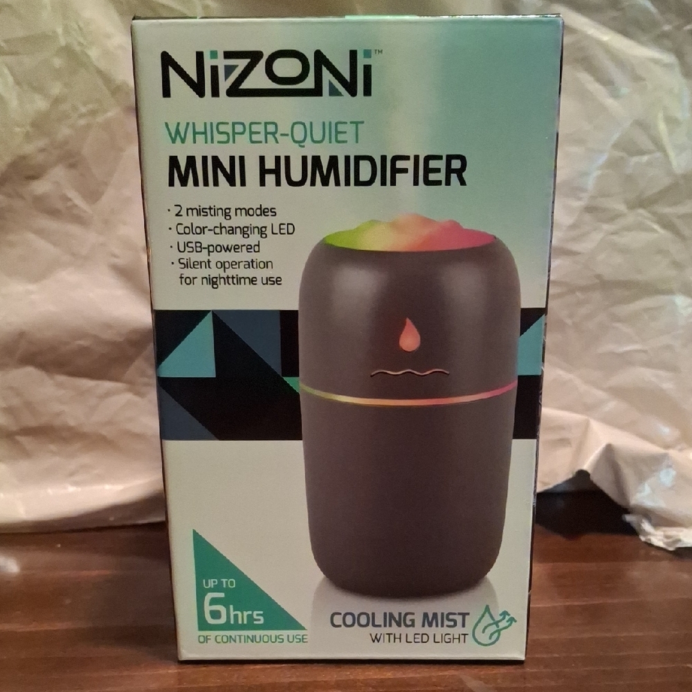 Nizoni Whisper-Quiet Mini Humidifier with LED - Picture 2 of 4